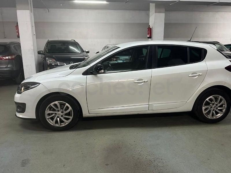 Usado Renault Mégane Business 110 CV (80 kW) 2015 Blanco Berlina