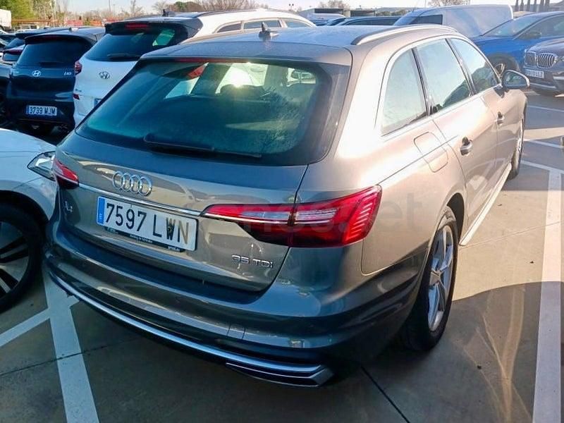 Usado Audi A4 Advanced Plus 163 CV (119 kW) 2022 Marrón Familiar