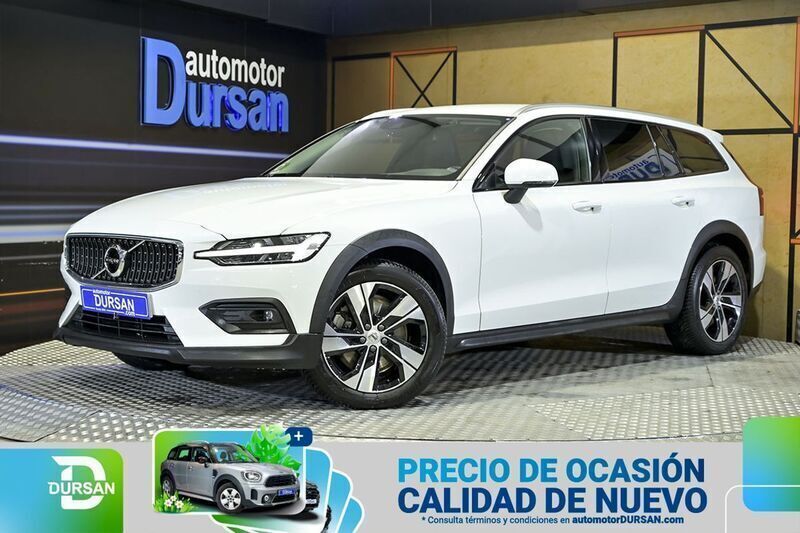 Blanco Usado 2019 Volvo V60 Pro Familiar | 33.990 € (Precio justo) - Imagen 1/4