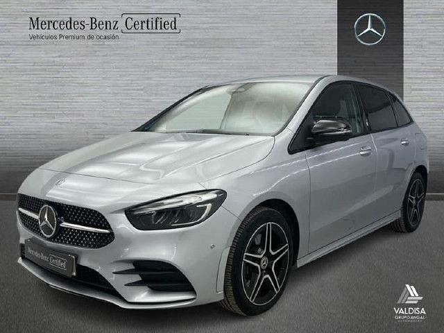 Usado Mercedes B250e AMG line 218 CV (160 kW) 2025 Plata hightech Monovolumen