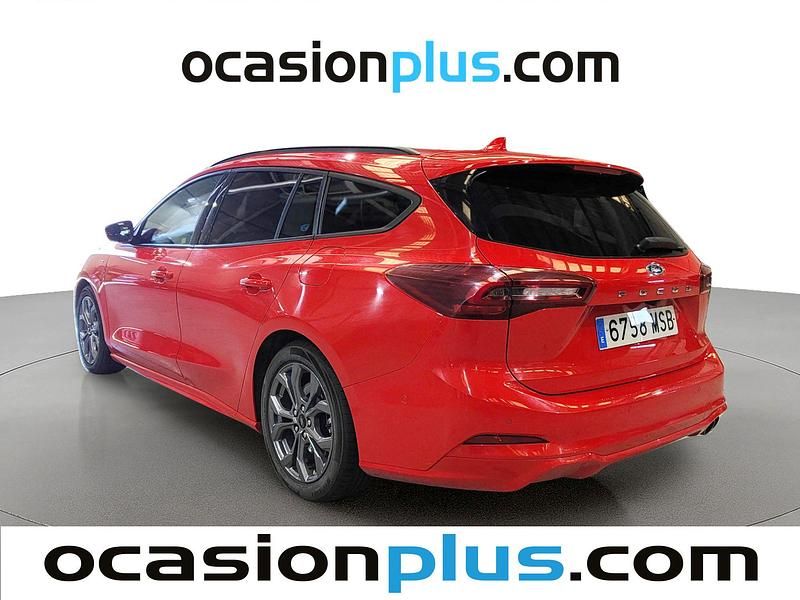 Usado Ford Focus ST-Line 155 CV (114 kW) 2024 Rojo Monovolumen