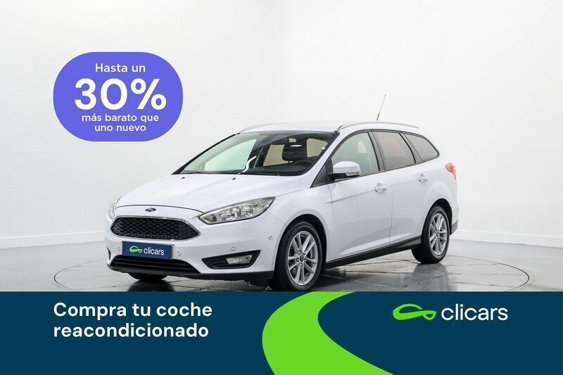 Blanco Usado 2015 Ford Focus Trend Familiar | 7690 € (Precio justo) - Imagen 1/4