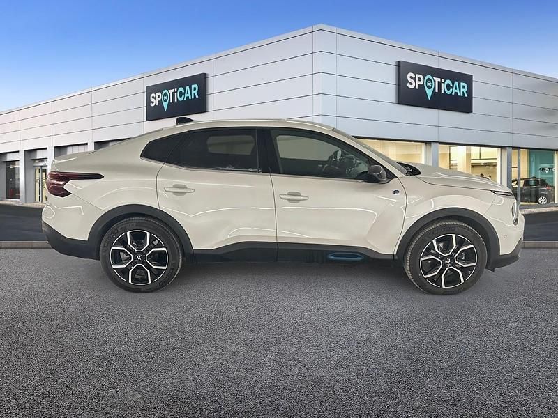 Usado Citroën e-C4 Shine 100 kW (136 CV) 2023 Blanco Berlina