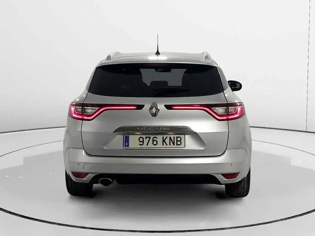 Usado Renault Mégane IV Zen 132 CV (97 kW) 2018 Utilitario