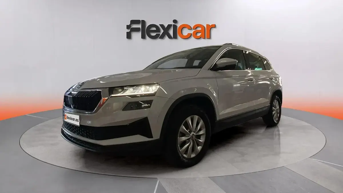 Używany Skoda Karoq 150 KM (110 kW) 2024 Biały SUV
