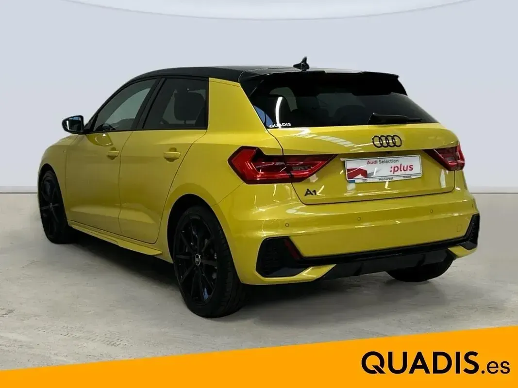 Usado Audi A1 Sportback Ambiente 110 CV (80 kW) 2022 Amarillo Utilitario