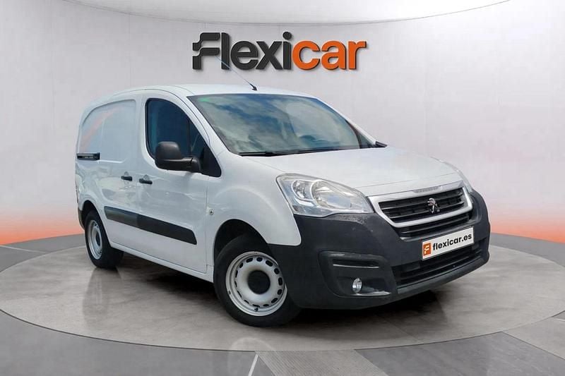 Blanco Usado 2018 Peugeot Partner Monovolumen | 11.290 € (Precio justo) - Imagen 1/4