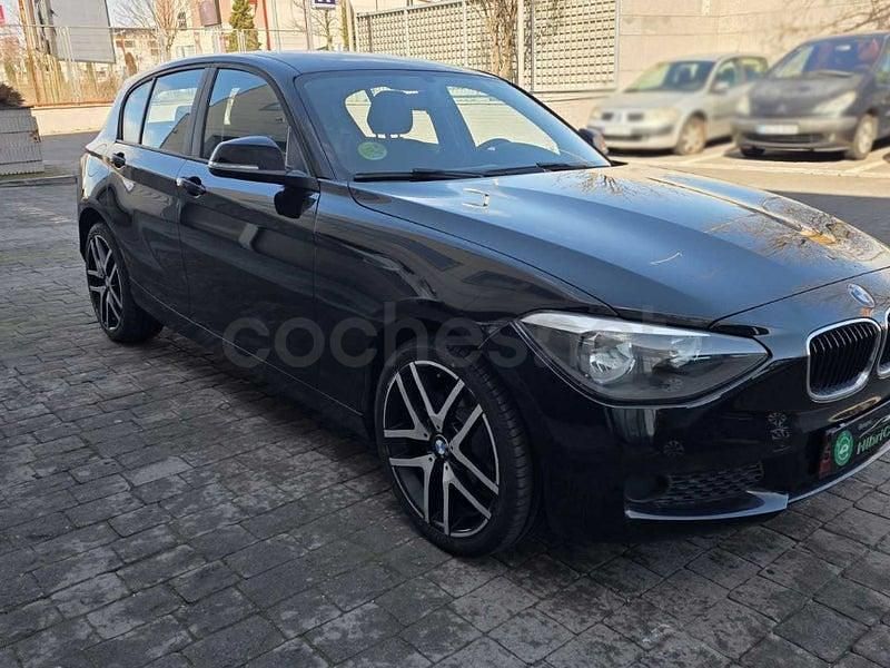 Usado BMW 118 Comfort Edition 136 CV (100 kW) 2015 Negro Utilitario