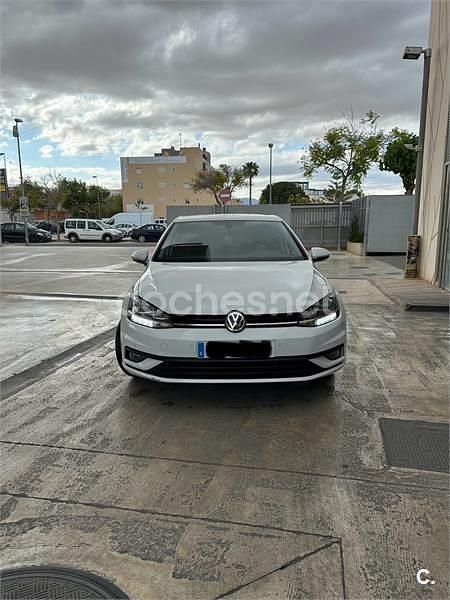 Usado VW Golf VII Edition 115 CV (84 kW) 2018 Blanco Familiar