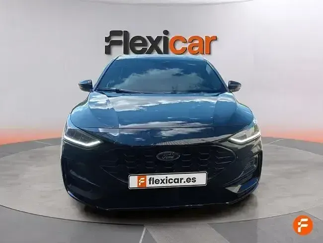 Usado Ford Focus ST-Line 155 CV (114 kW) 2023 Negro Berlina