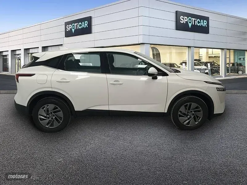 Usado Nissan Qashqai Acenta 140 CV (102 kW) 2022 Blanco SUV