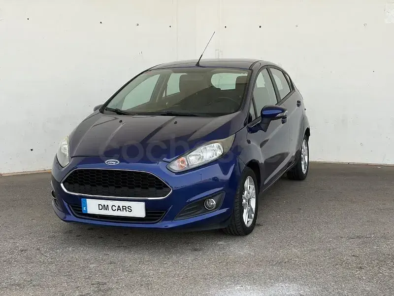 Usado Ford Fiesta Trend 82 CV (60 kW) 2016 Azul Utilitario