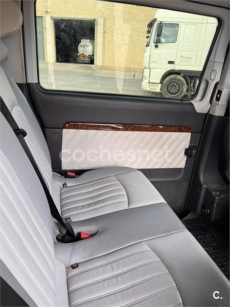 Usado Mercedes Viano Edition 224 CV (164 kW) 2012 Gris / plata Monovolumen