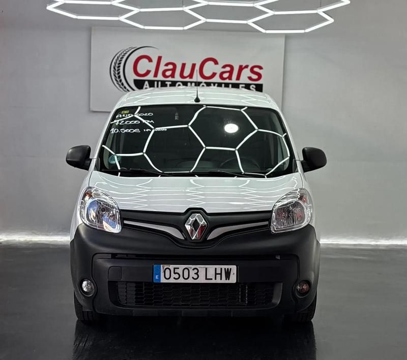 Begagnad Renault Kangoo 95 HK (69 kW) 2020 Vit Minibuss