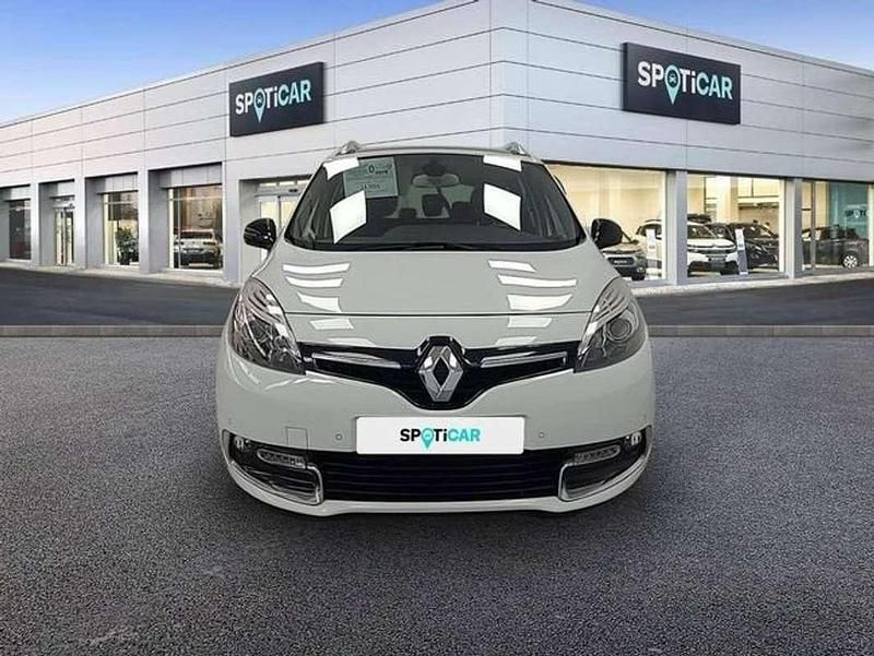 Usado Renault Grand Scénic IV Bose Edition 131 CV (96 kW) 2016 Blanco Monovolumen