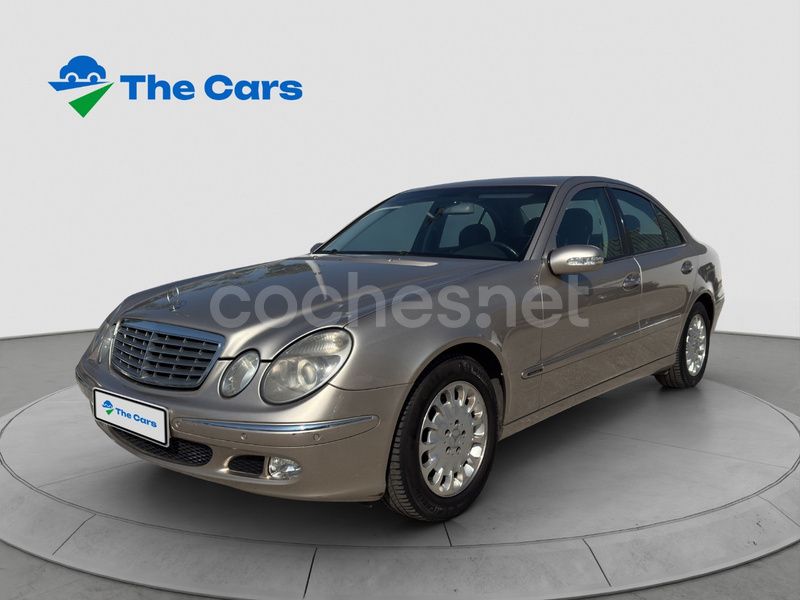 Beige Usado 2002 Mercedes E270 Elegance Berlina | 4990 € (Precio justo) - Imagen 1/4