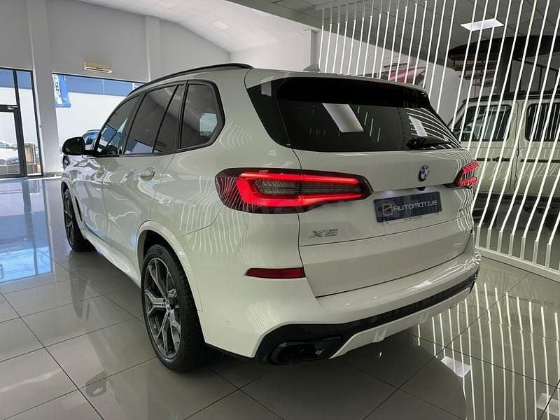 Usado BMW X5 M Sport 286 CV (210 kW) 2022 Blanco SUV
