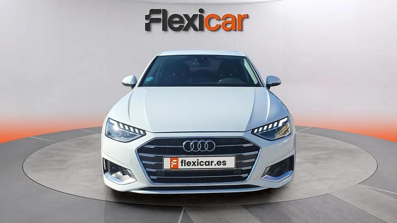 Usado Audi A4 Advanced Plus 163 CV (119 kW) 2024 Blanco Familiar