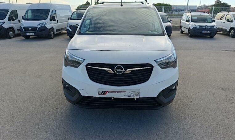 Usado Opel Combo 2021 Blanco Monovolumen
