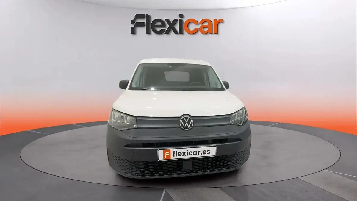 Usado VW Caddy 102 CV (75 kW) 2024 Blanco Monovolumen