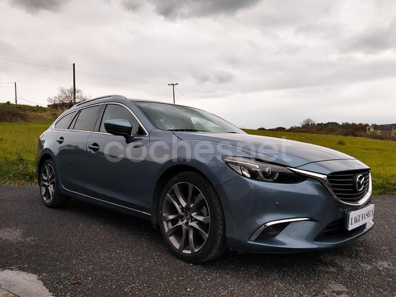 Usado Mazda 6 Luxury 150 CV (110 kW) 2018 Azul Familiar