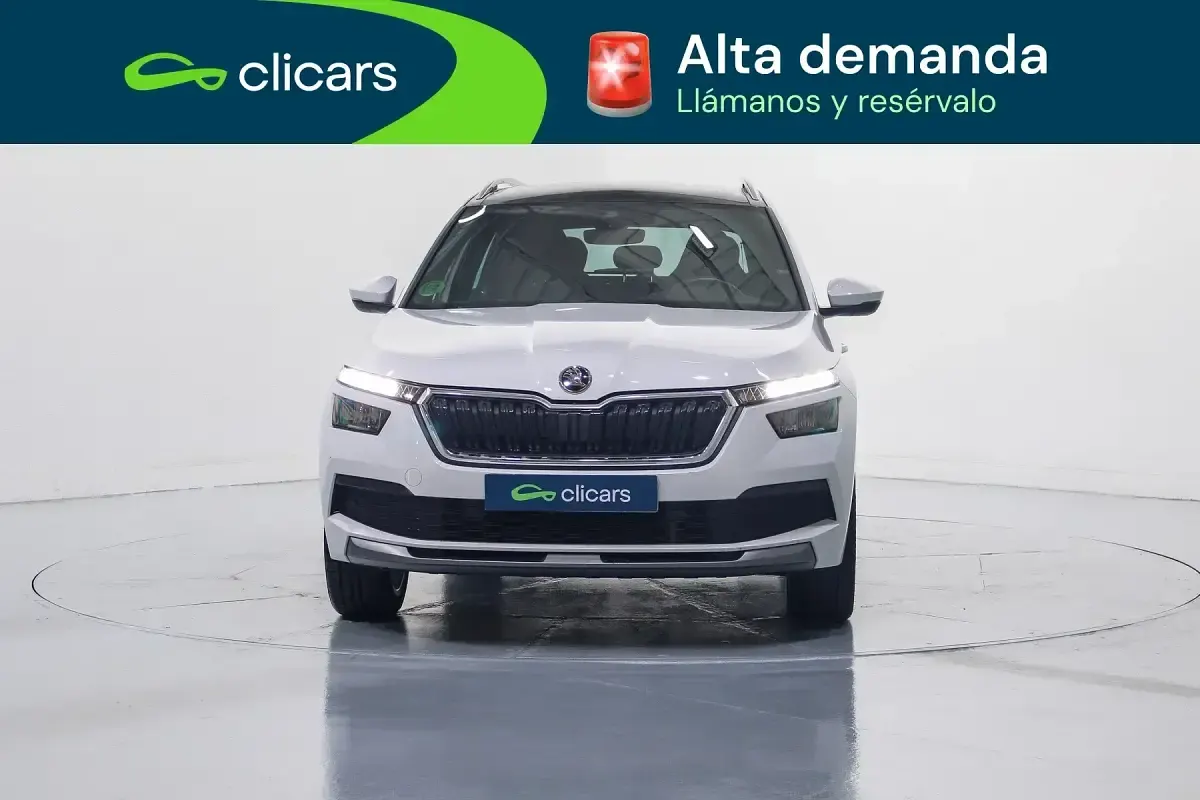 Usado Skoda Kamiq 110 CV (80 kW) 2023 Blanco SUV