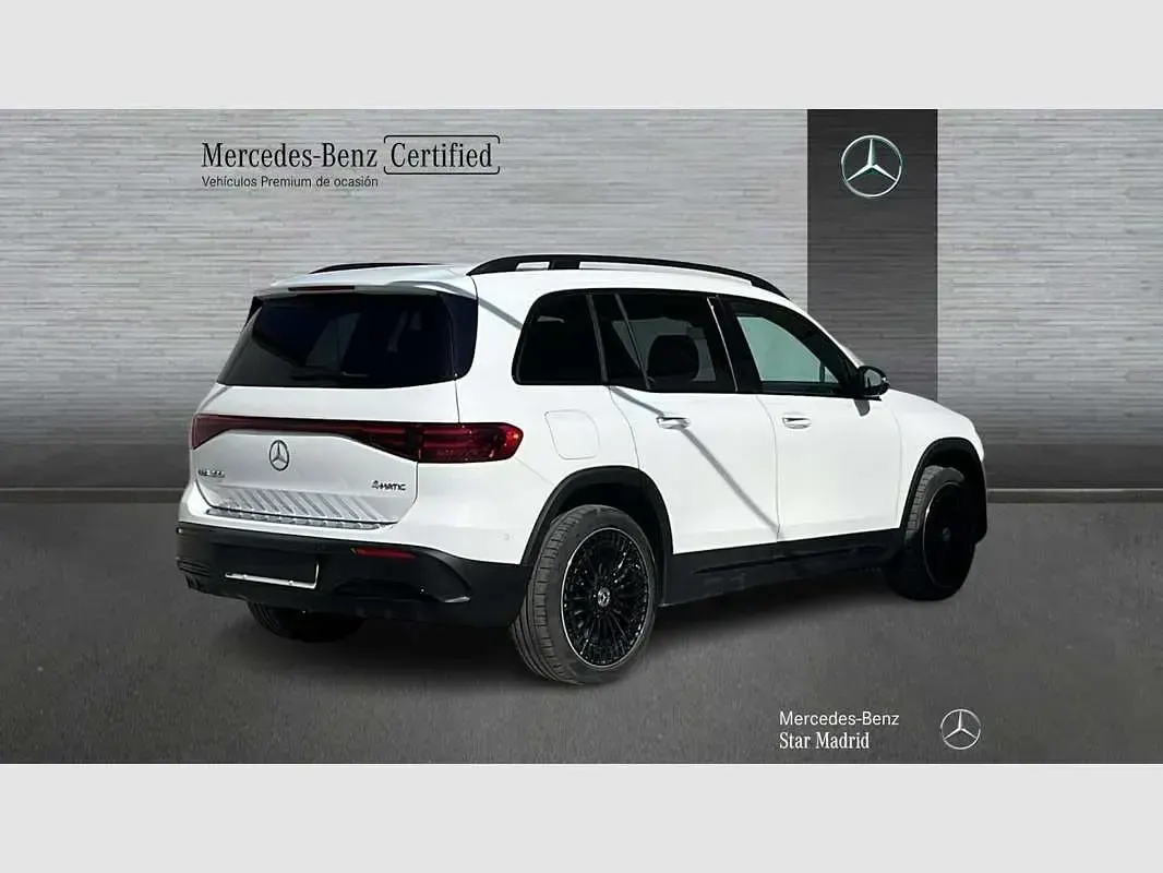 Usado Mercedes EQB300 167 kW (228 CV) 2025 Blanco SUV