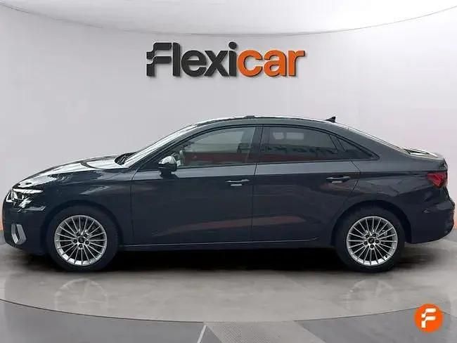 Usado Audi A3 Advanced Plus 116 HP (85 kW) 2020 Cinzento Sedan
