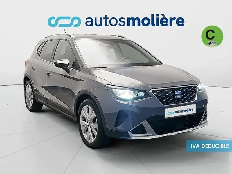 Usado Seat Arona Style 115 CV (84 kW) 2025 Gris / plata SUV