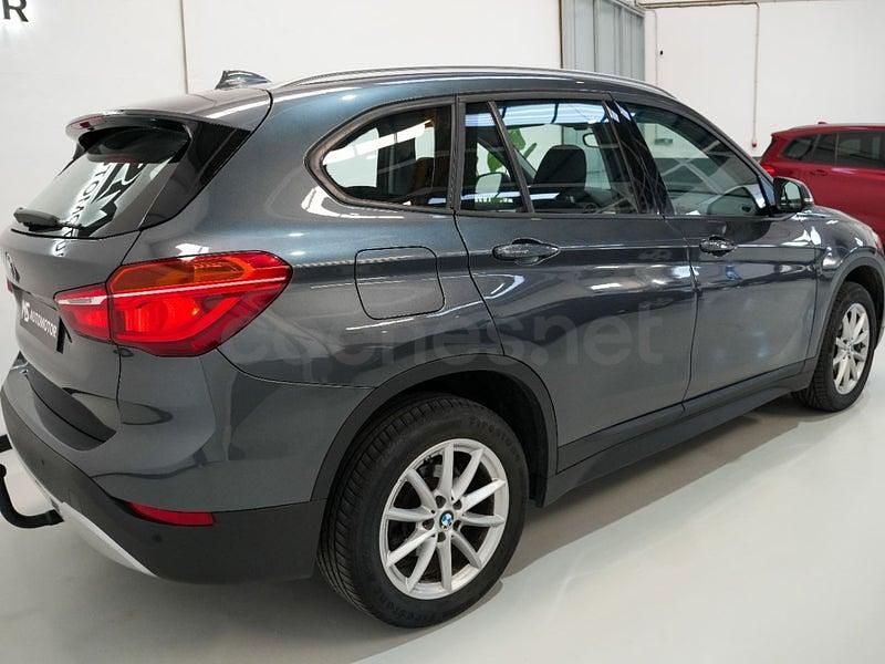 Usado BMW X1 Comfort Edition 116 CV (85 kW) 2019 Gris / plata SUV