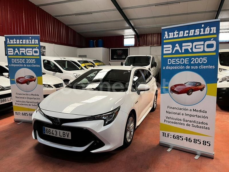 Blanco Usado 2019 Toyota Corolla Active Familiar | 15.990 € (Precio justo) - Imagen 1/4