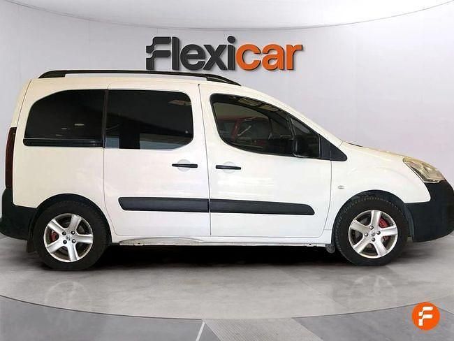 Usado Peugeot Partner Tepee Active 100 CV (73 kW) 2017 Blanco Monovolumen