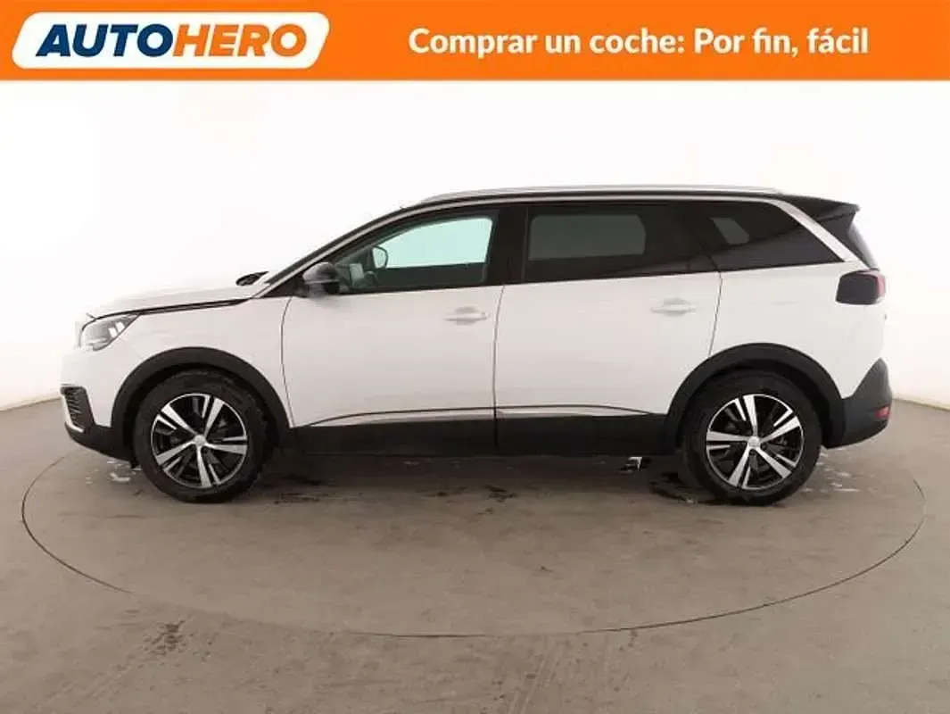 Usado Peugeot 5008 Allure 131 CV (96 kW) 2020 Blanco SUV