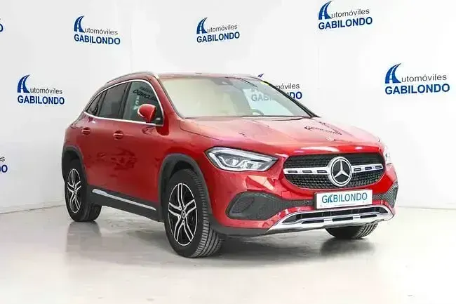 Usado Mercedes GLA250 218 CV (160 kW) 2022 Rojo SUV