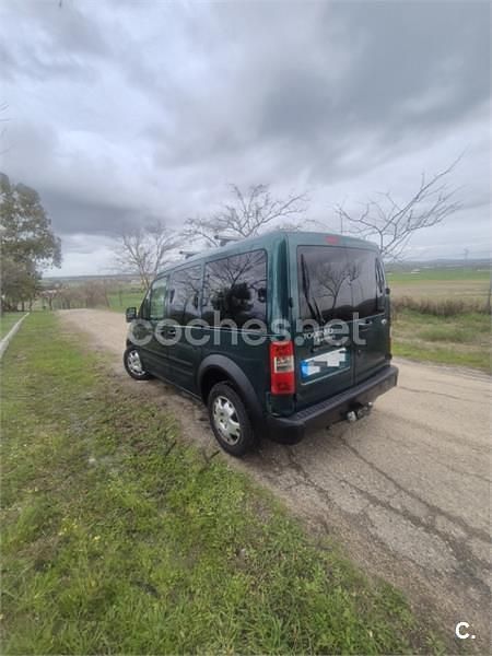 Usado Ford Transit Connect Ambiente 95 CV (69 kW) 2015 Verde Monovolumen