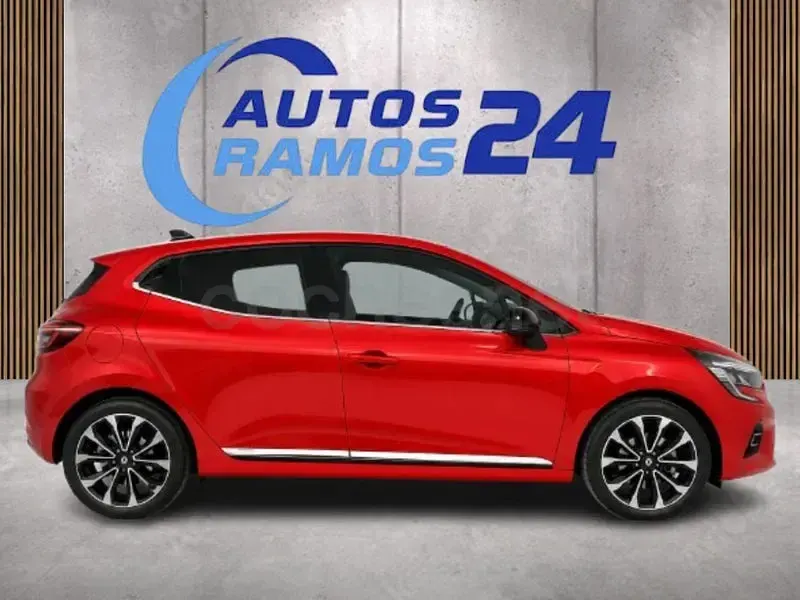 Usado Renault Clio V Techno 90 CV (66 kW) 2024 Rojo Berlina