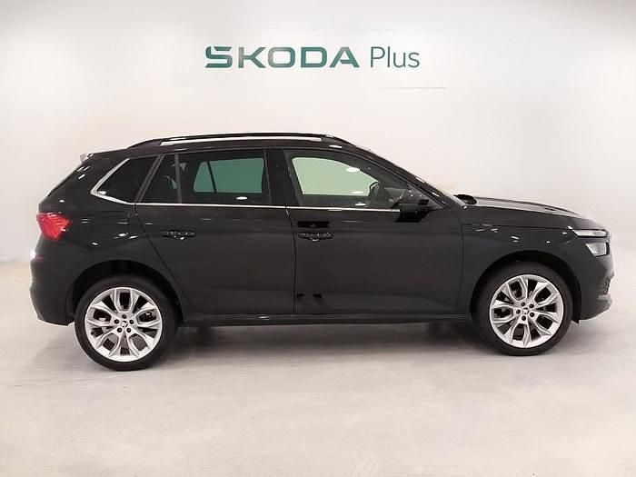 Usado Skoda Kamiq Sport 150 CV (110 kW) 2021 Negro SUV