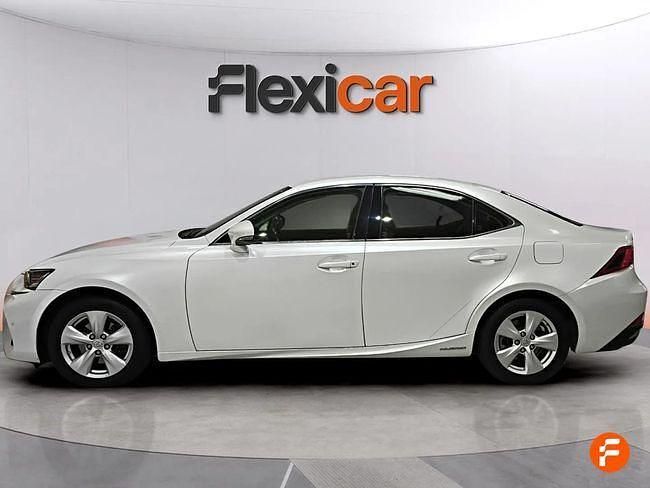Usado Lexus IS300h Sport Line 223 CV (164 kW) 2019 Blanco Berlina