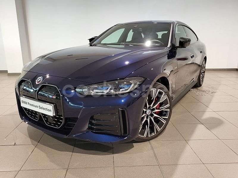 Azul Usado 2022 BMW i4 Comfort Edition Berlina | 59.900 € (Un poco caro) - Imagen 1/4