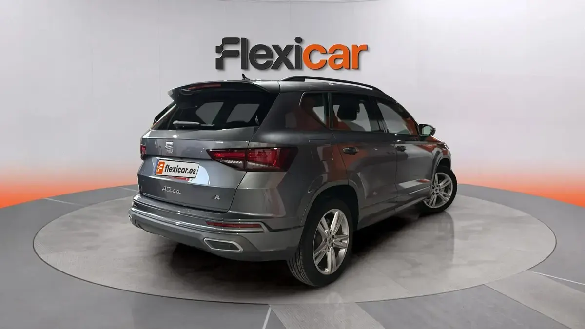 Usado Seat Ateca FR 150 CV (110 kW) 2025 Gris SUV