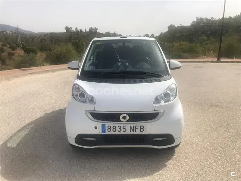 Usado Smart ForTwo Cabrio Passion 71 CV (52 kW) 2014 Blanco Descapotable
