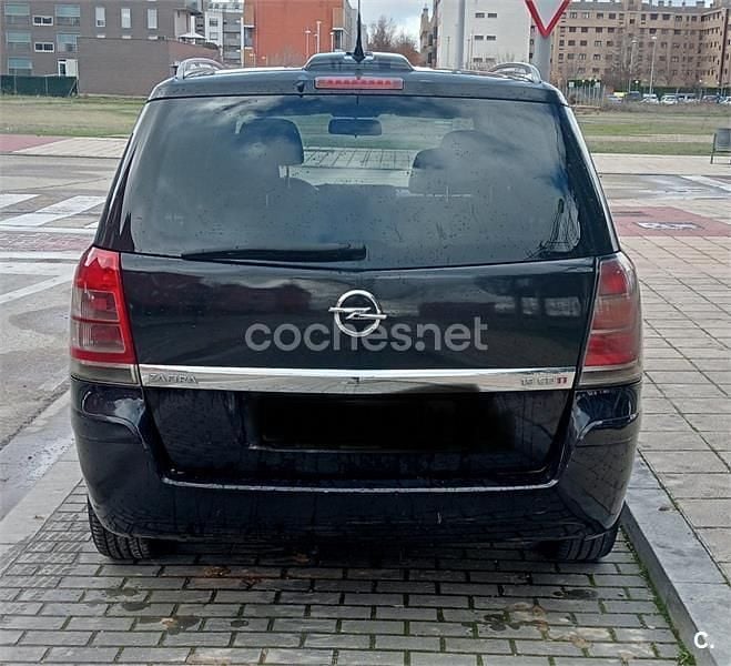 Negro Usado 2007 Opel Zafira Cosmo Monovolumen | 2950 € (Caro) - Imagen 1/4