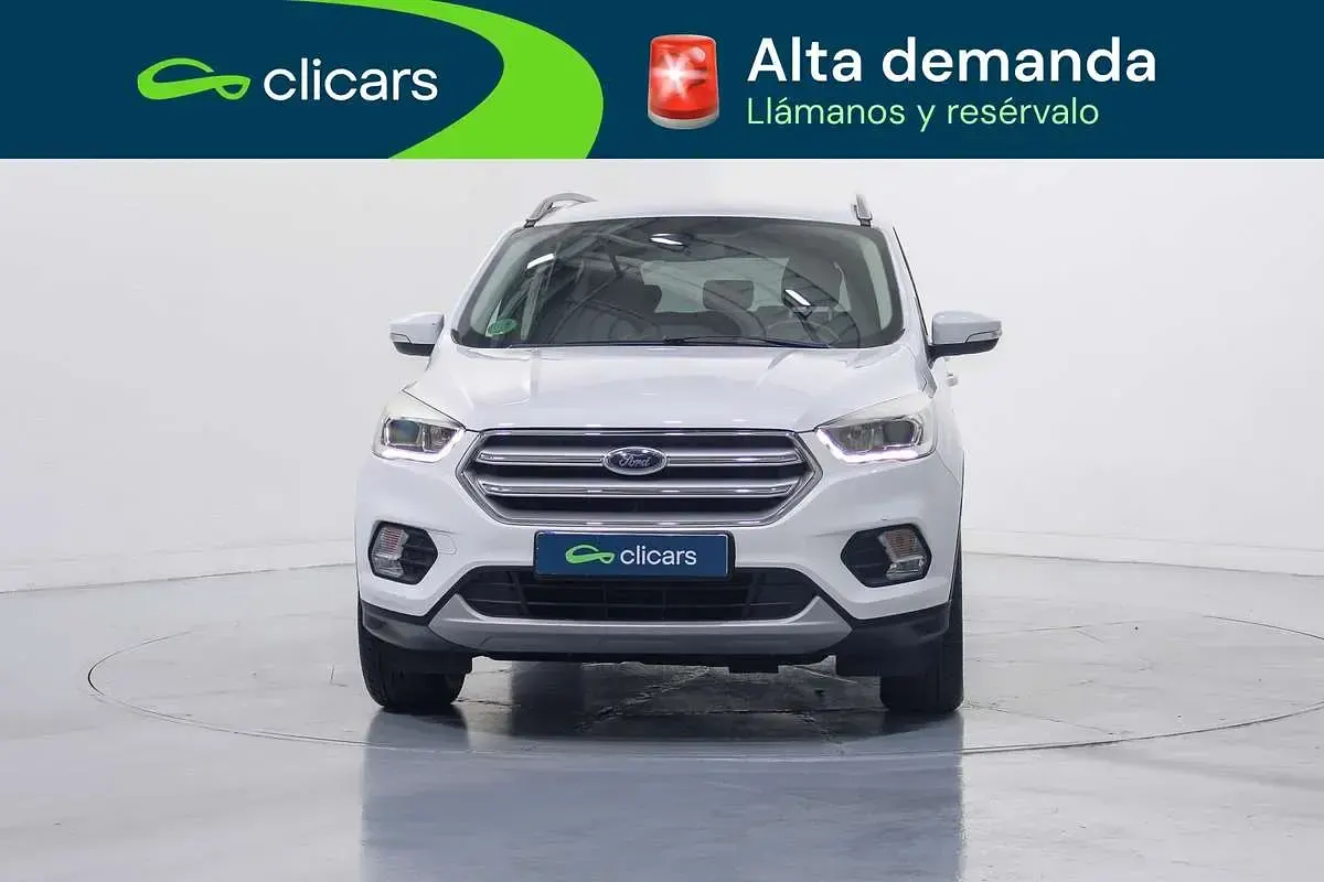 Usado Ford Kuga Trend 120 CV (88 kW) 2020 Blanco SUV