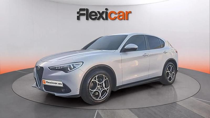 Usado Alfa Romeo Stelvio Sprint 160 CV (117 kW) 2022 Gris SUV