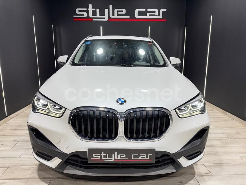 Usado BMW X1 Comfort Edition 220 CV (161 kW) 2021 Blanco SUV