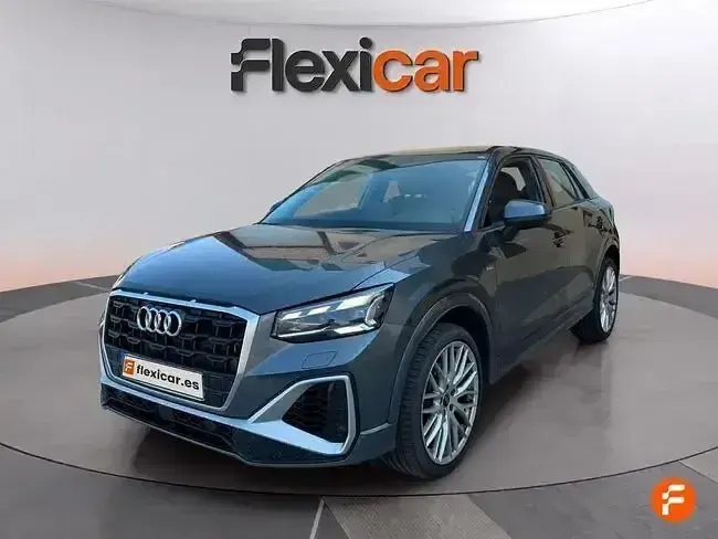 Usado Audi Q2 S-Line 150 CV (110 kW) 2024 Gris SUV