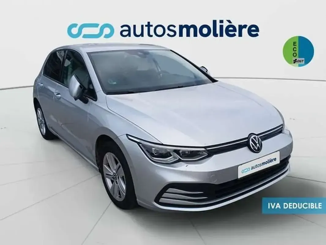 Usado VW Golf VIII Life 110 CV (80 kW) 2022 Gris Utilitario