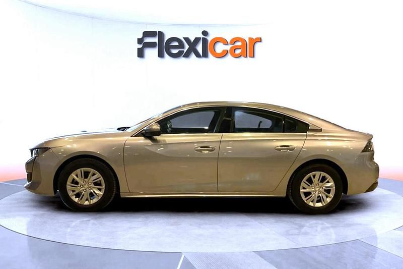 Usado Peugeot 508 Active 132 CV (97 kW) 2021 Gris Berlina