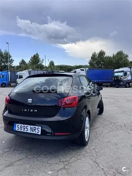 Usado Seat Ibiza 60 CV (44 kW) 2012 Negro Berlina