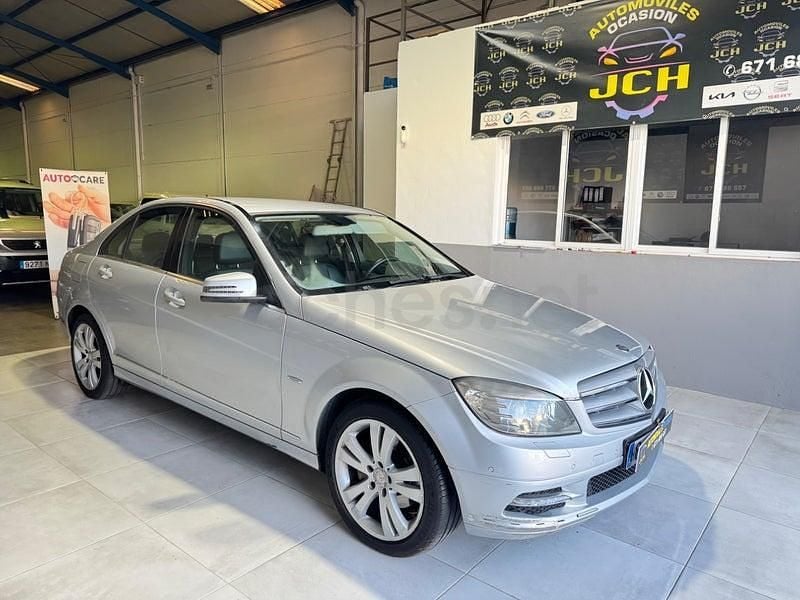Usado Mercedes C220 Elegance 170 CV (125 kW) 2012 Blanco Berlina